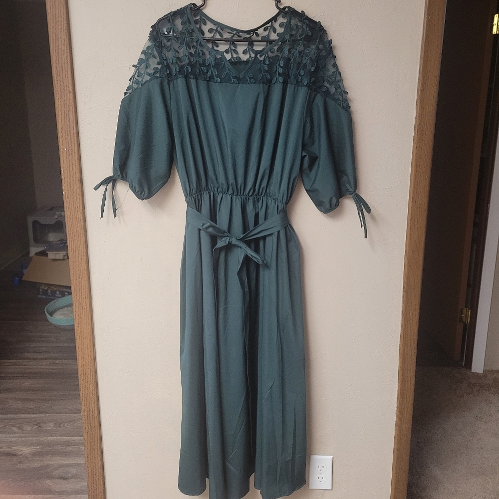 Dress from Shien. WILL NEGOTIATE ON PRICE.